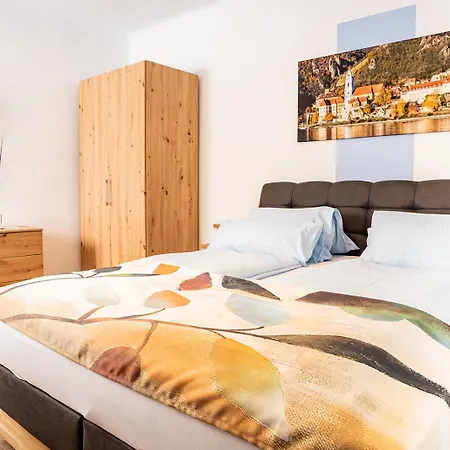 Gaestehaus Bruckner 3*