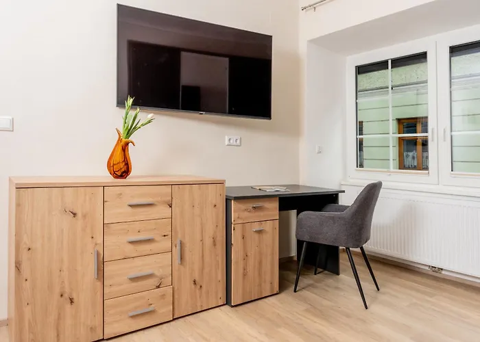 Pensión Gaestehaus Bruckner 3*